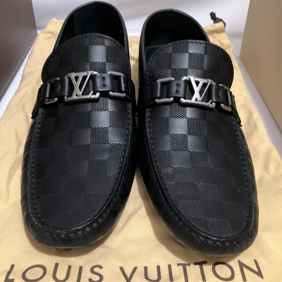 Louis Vuitton Logo LV Hockenheim Moccasin Shoe in leather Black Size 8 M - Picture 1 of 6